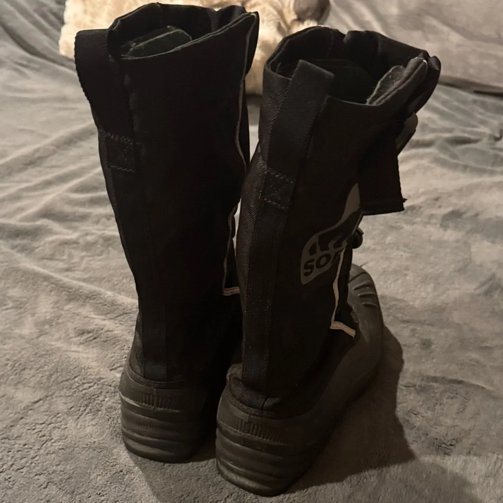 Sorel Adult Black Snow Boots